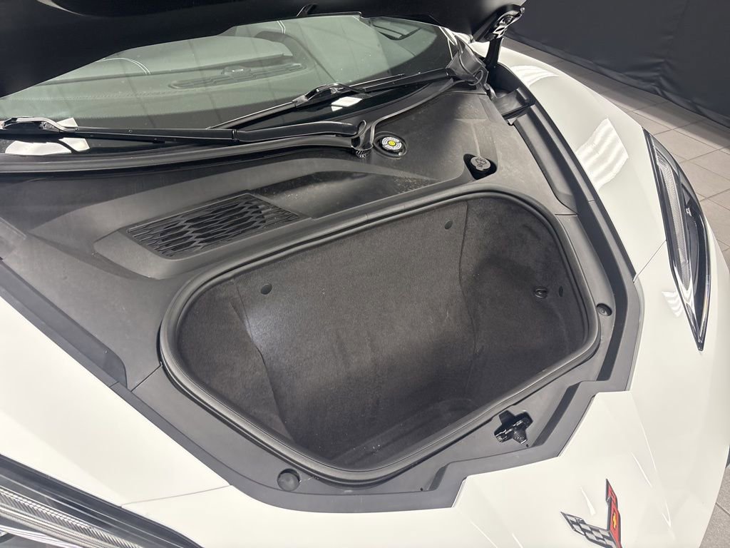Used 2022 Chevrolet Corvette Stingray Coupe w/ 1LT RWD image 12