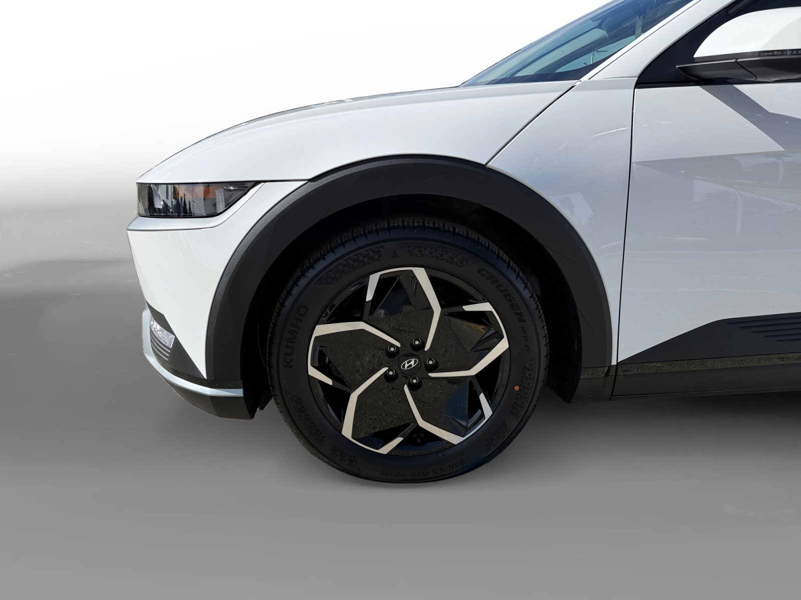 Certified 2024 Hyundai Ioniq 5 SEL RWD image 9