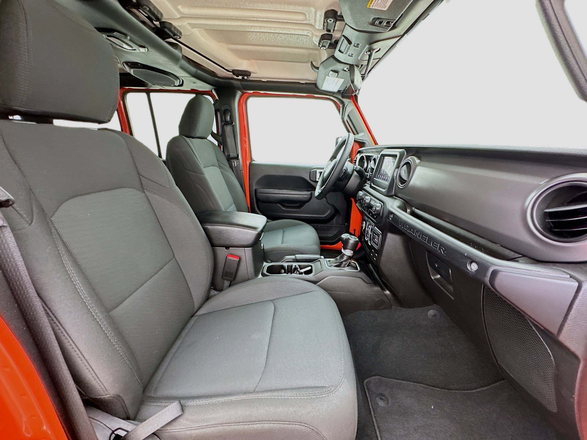 Used 2023 Jeep Wrangler Sport S image 19