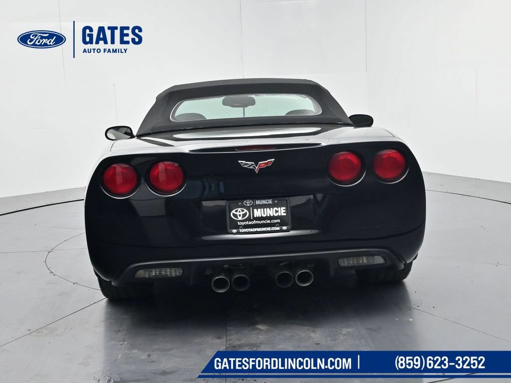 Used 2011 Chevrolet Corvette Convertible w/ Preferred Equipment Group RWD image 7