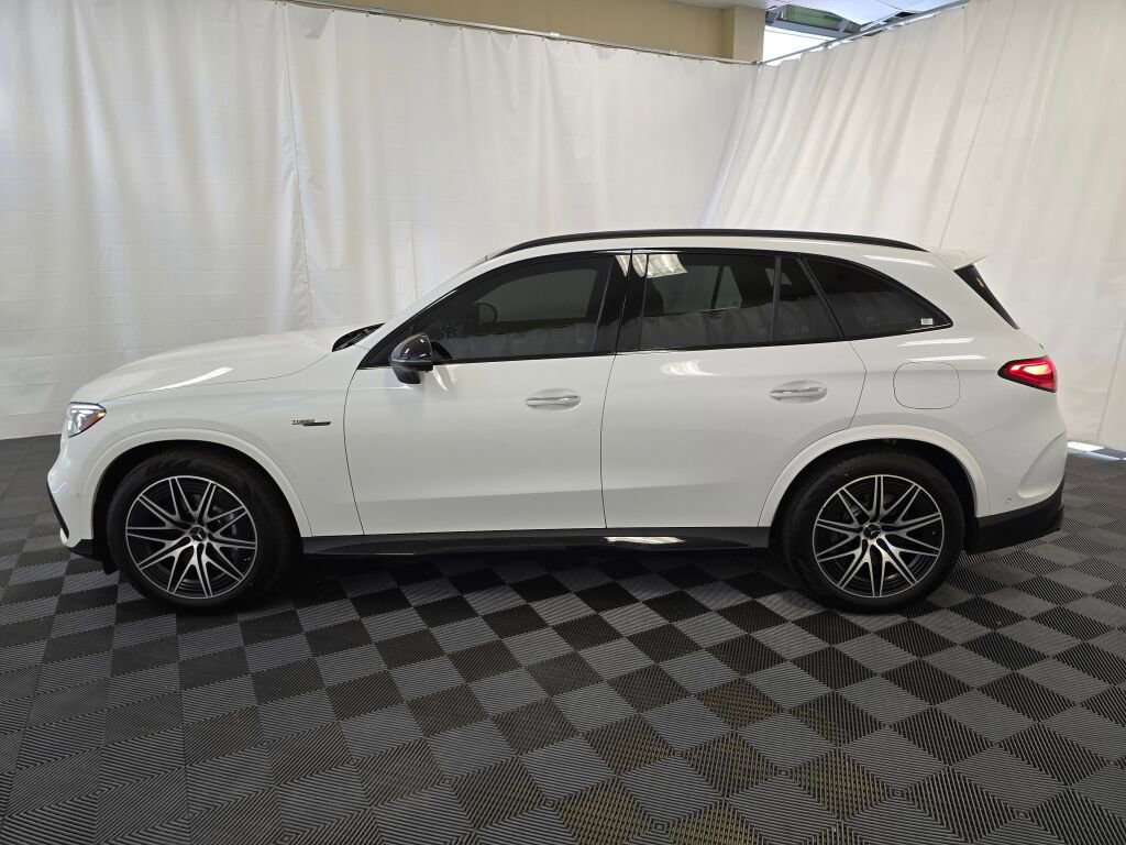 New 2025 Mercedes-Benz GLC 63 AMG S image 3