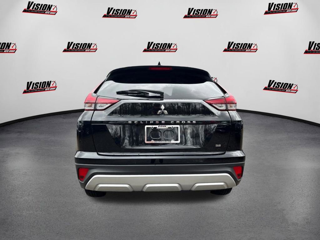 Used 2024 Mitsubishi Eclipse Cross SE AWD/4WD image 6