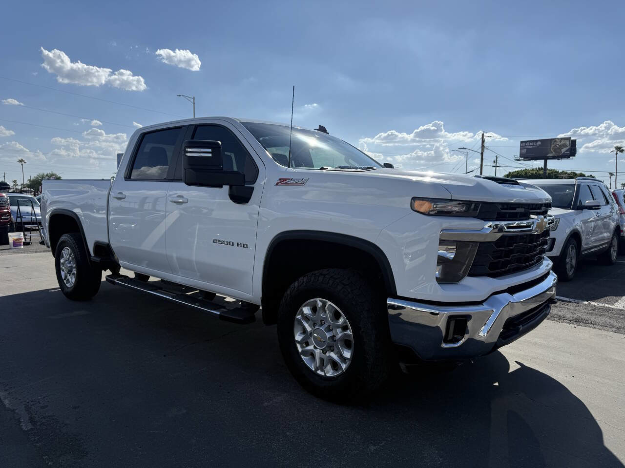 Used 2024 Chevrolet Silverado 2500 LT image 16