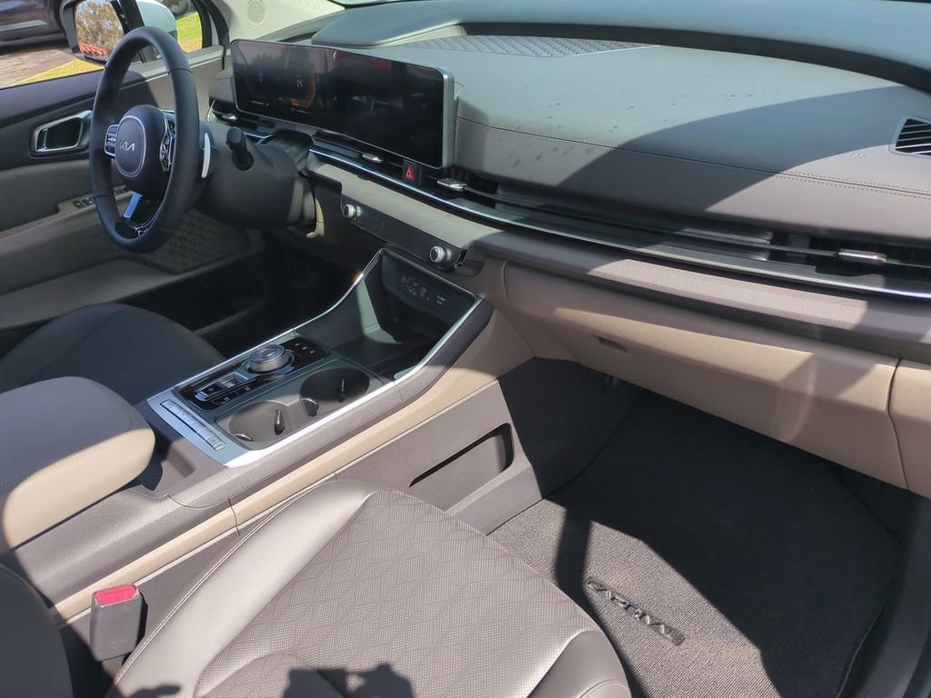 New 2026 Kia Carnival EX FWD image 28
