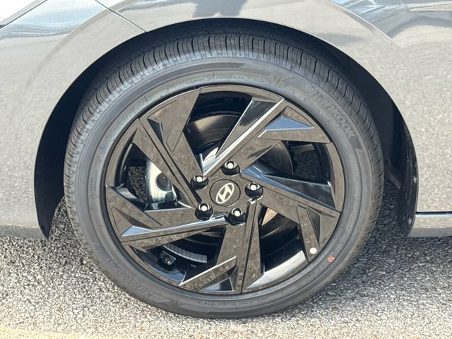 New 2026 Hyundai Elantra SEL Sport Premium FWD image 22