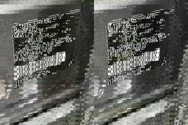 Certified 2025 Toyota RAV4 LE image 37