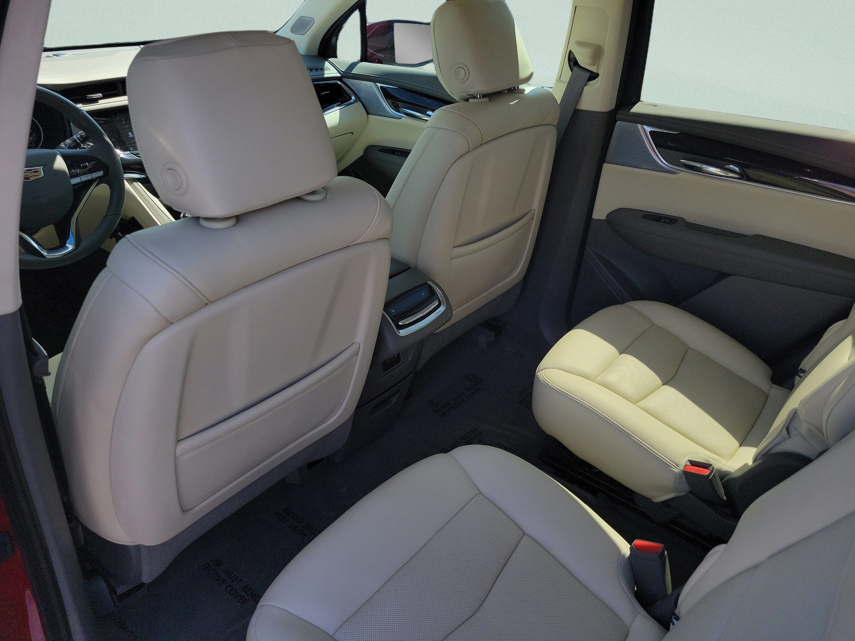 Used 2024 Cadillac XT6 Premium Luxury FWD image 10