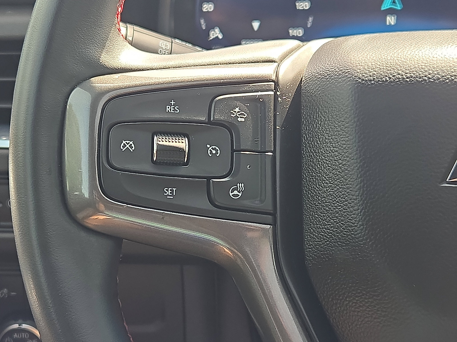 Used 2023 Chevrolet Suburban RST w/ Luxury Package image 21