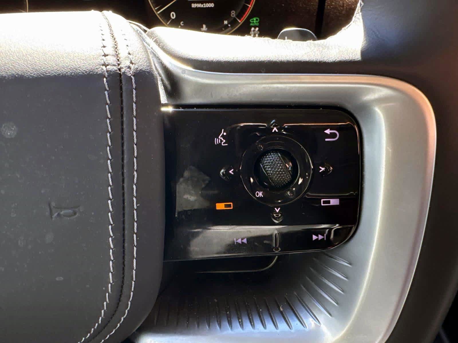 Certified 2025 INFINITI QX80 Sensory AWD/4WD image 24