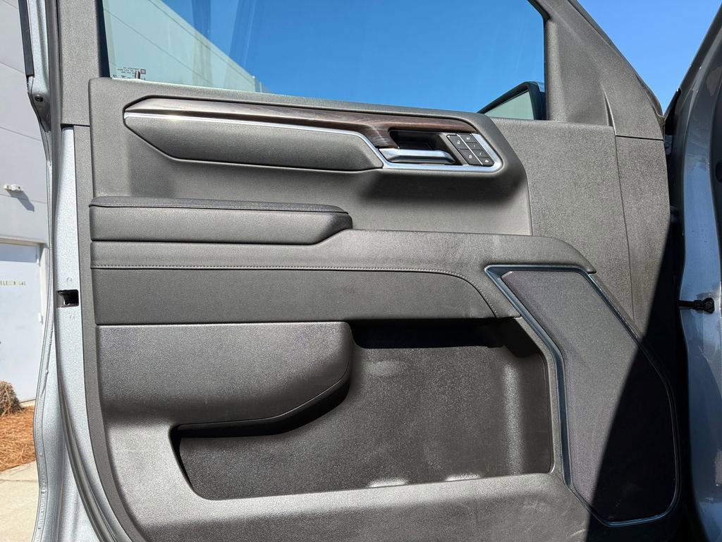 Used 2024 GMC Sierra 1500 SLT image 12