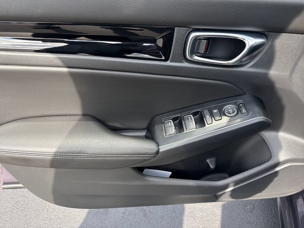 Certified 2024 Honda Civic Sport Touring image 9