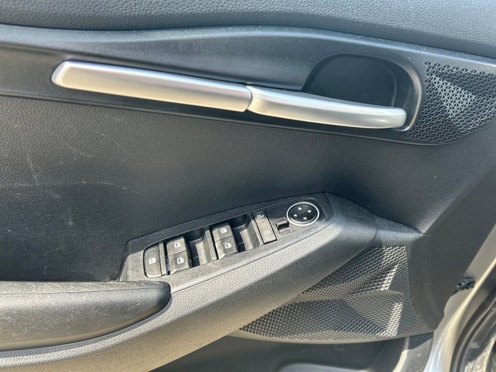 Used 2024 Kia Seltos LX image 12