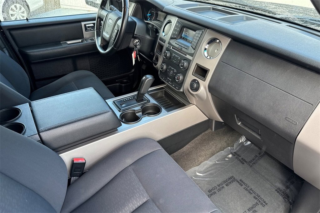 Used 2017 Ford Expedition EL XLT image 15