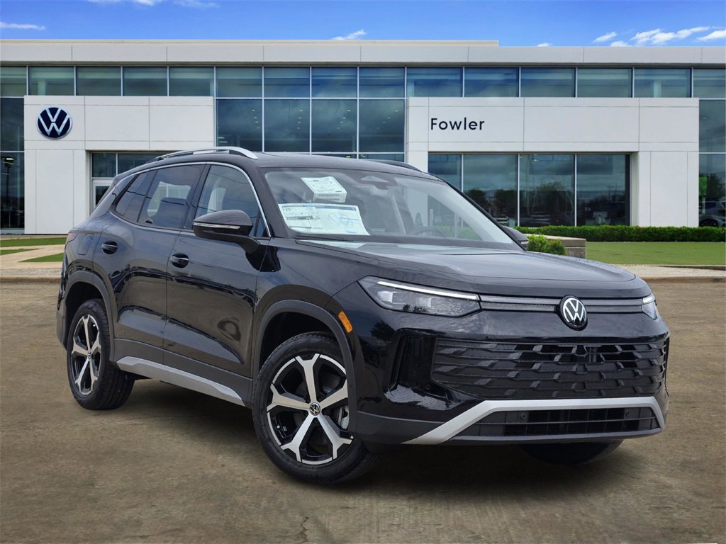 New 2025 Volkswagen Tiguan SE