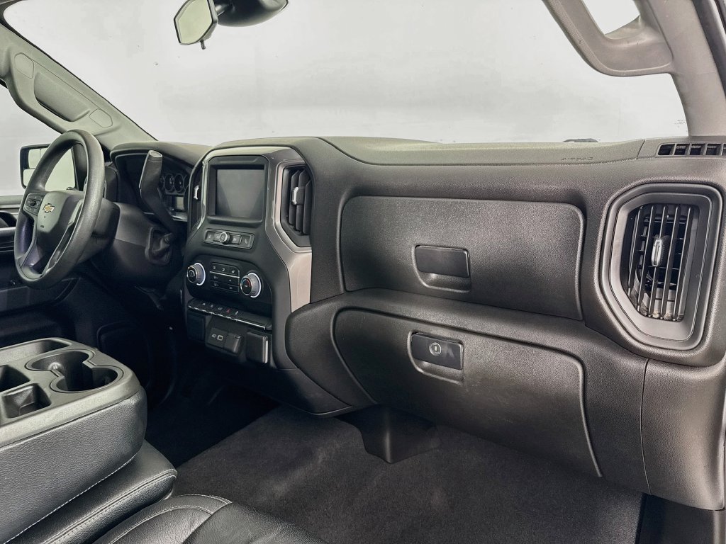 Used 2022 Chevrolet Silverado 1500 Custom AWD/4WD image 28