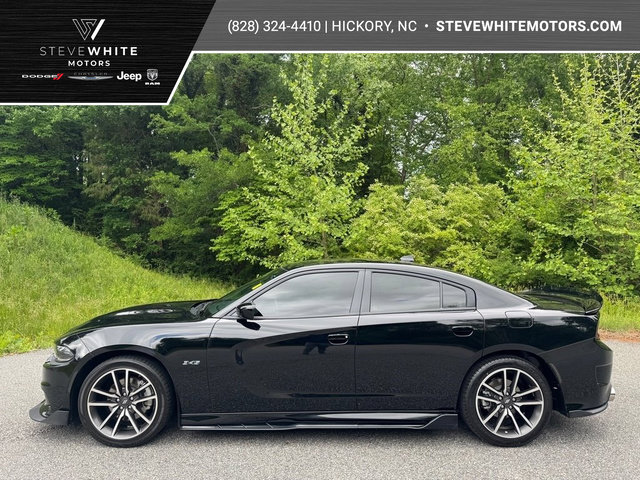 Used 2023 Dodge Charger R/T RWD image 1