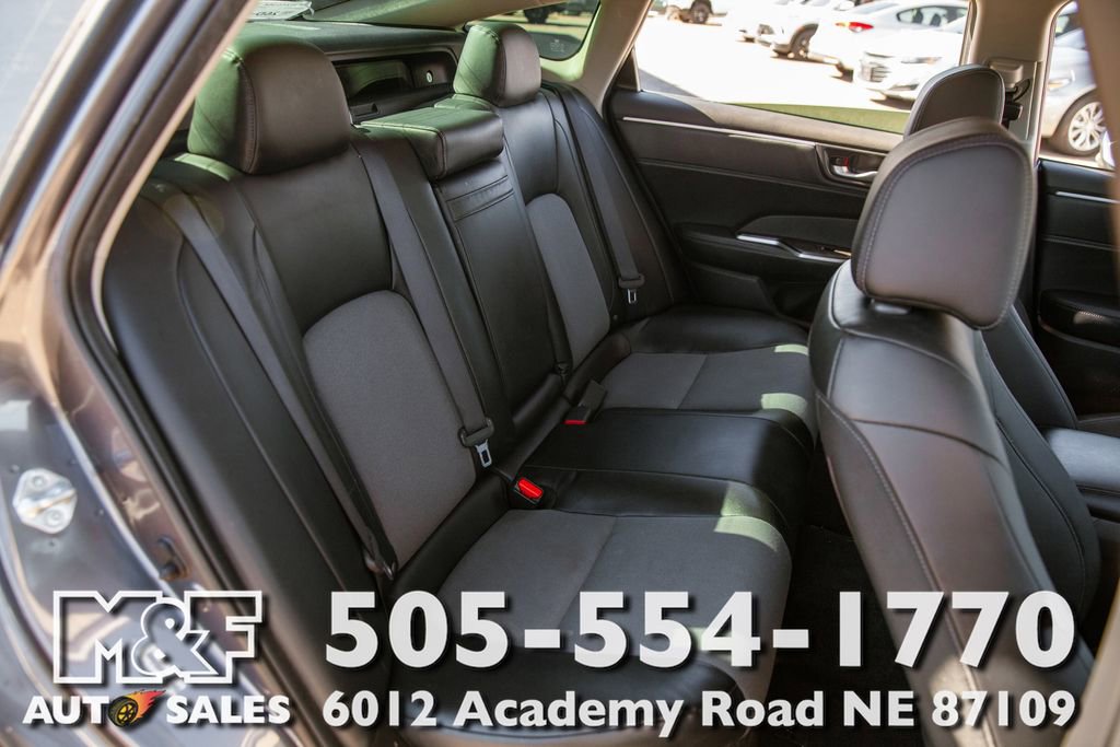 Used 2019 Honda Clarity Plug-In Hybrid image 12