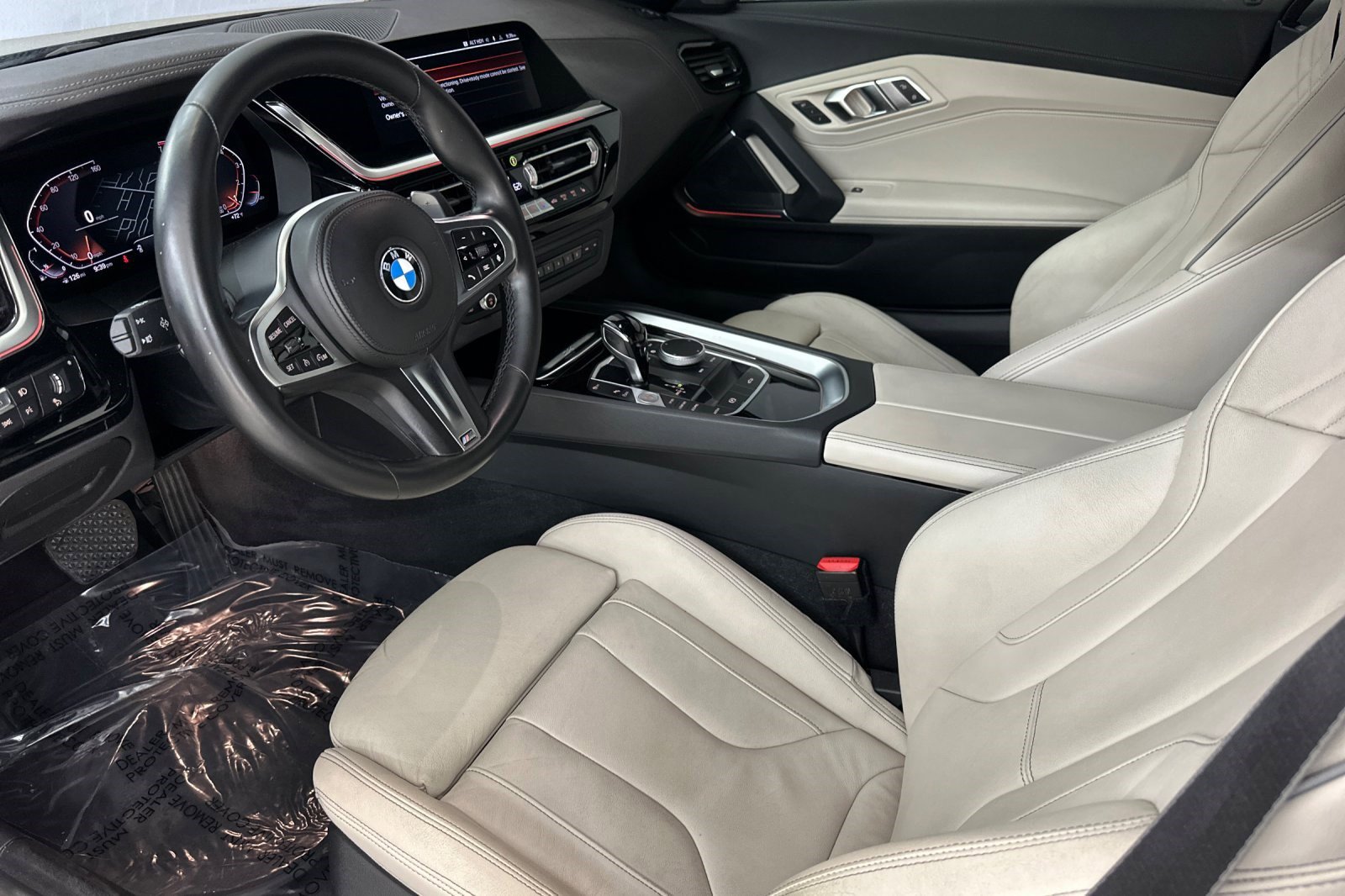 Used 2023 BMW Z4 sDrive30i w/ Convenience Package RWD image 4