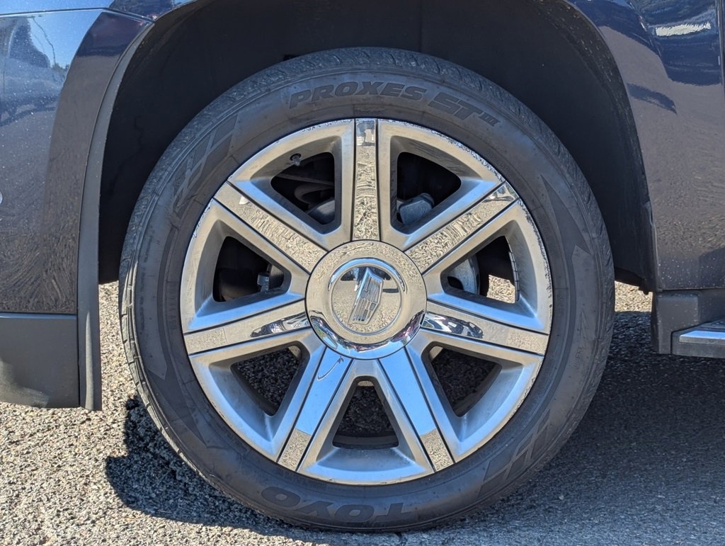 Used 2018 Cadillac Escalade Luxury image 44