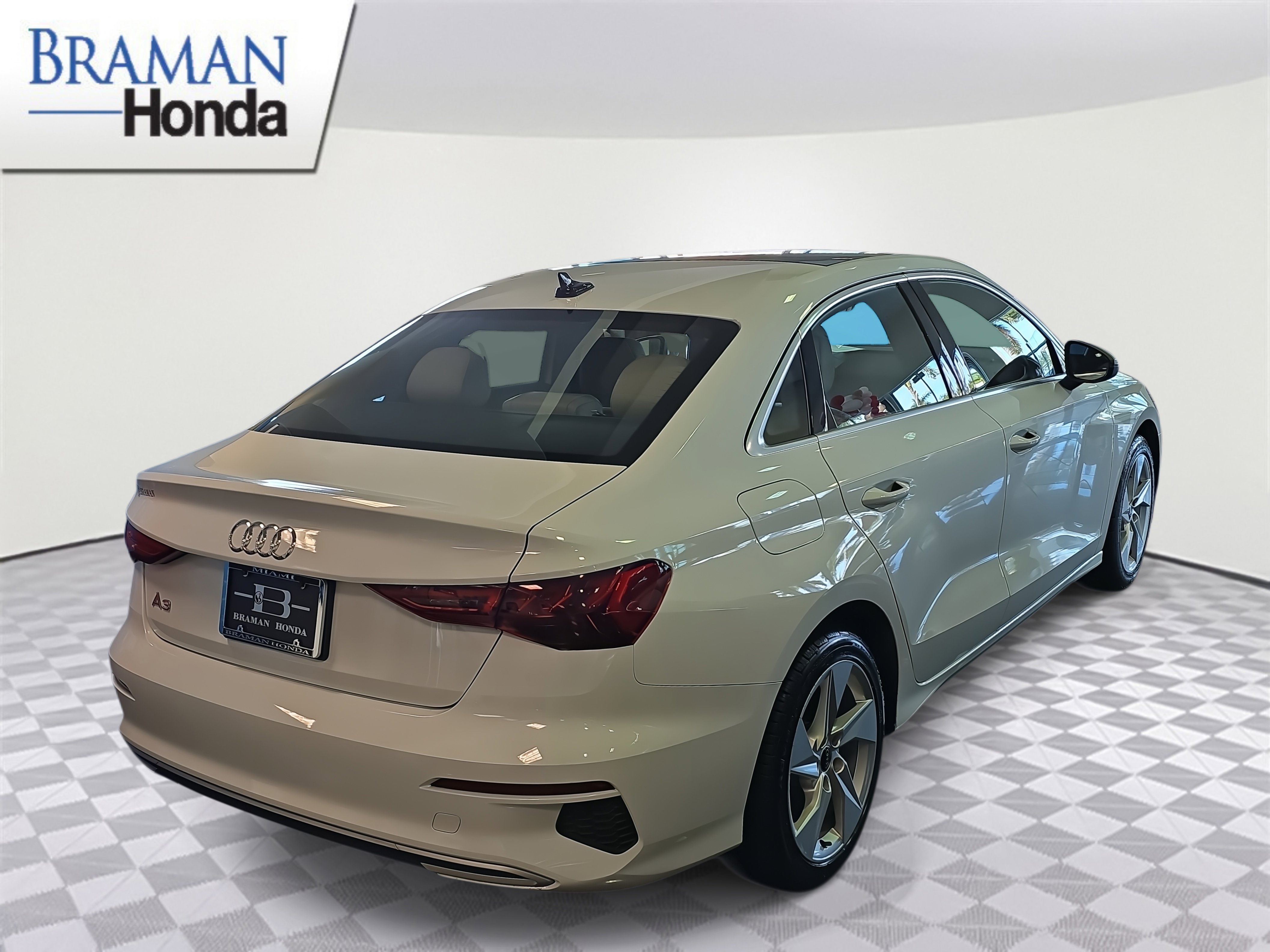 Used 2022 Audi A3 2.0T Premium image 3