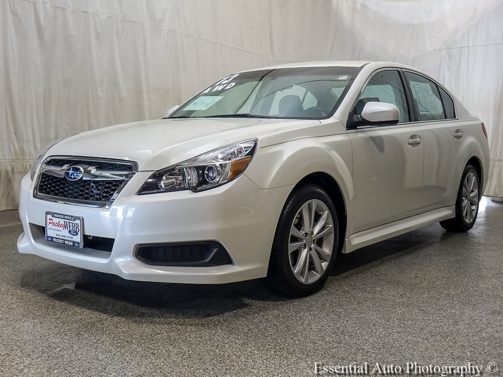Used 2013 Subaru Legacy 2.5i Premium w/ All-Weather Pkg AWD/4WD image 2