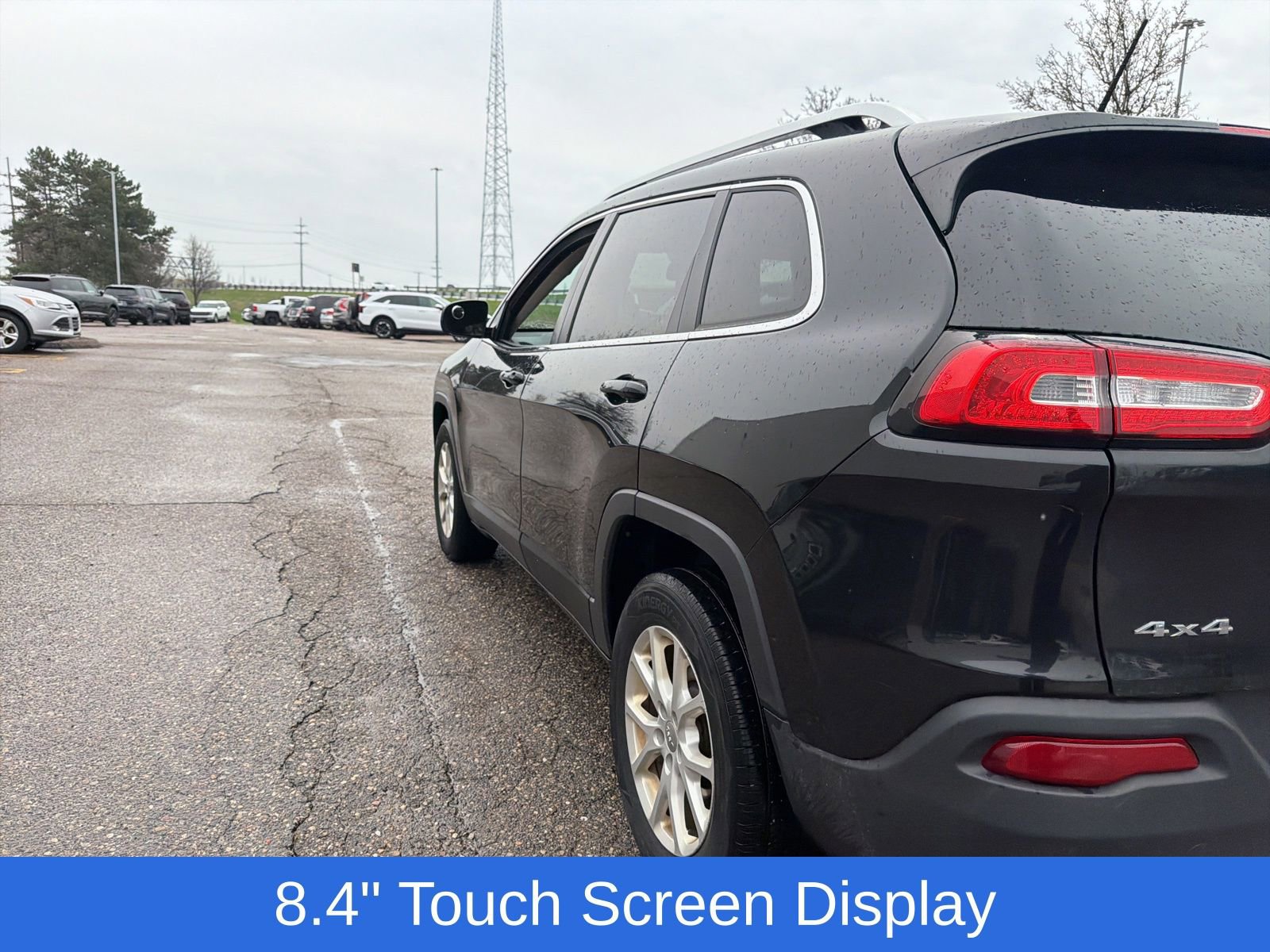 Used 2015 Jeep Cherokee Latitude w/ Cold Weather Group image 6