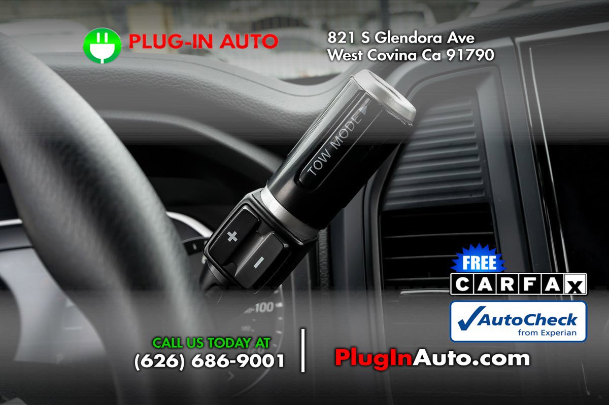 Used 2021 Nissan Titan S w/ S Utility Package image 18