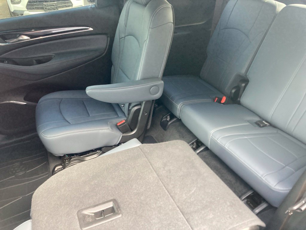Used 2024 Buick Enclave Premium w/ Trailering Package, 5000 lbs. AWD/4WD image 18
