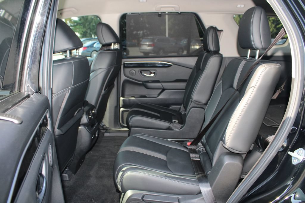 Certified 2025 Honda Pilot EX-L image 13