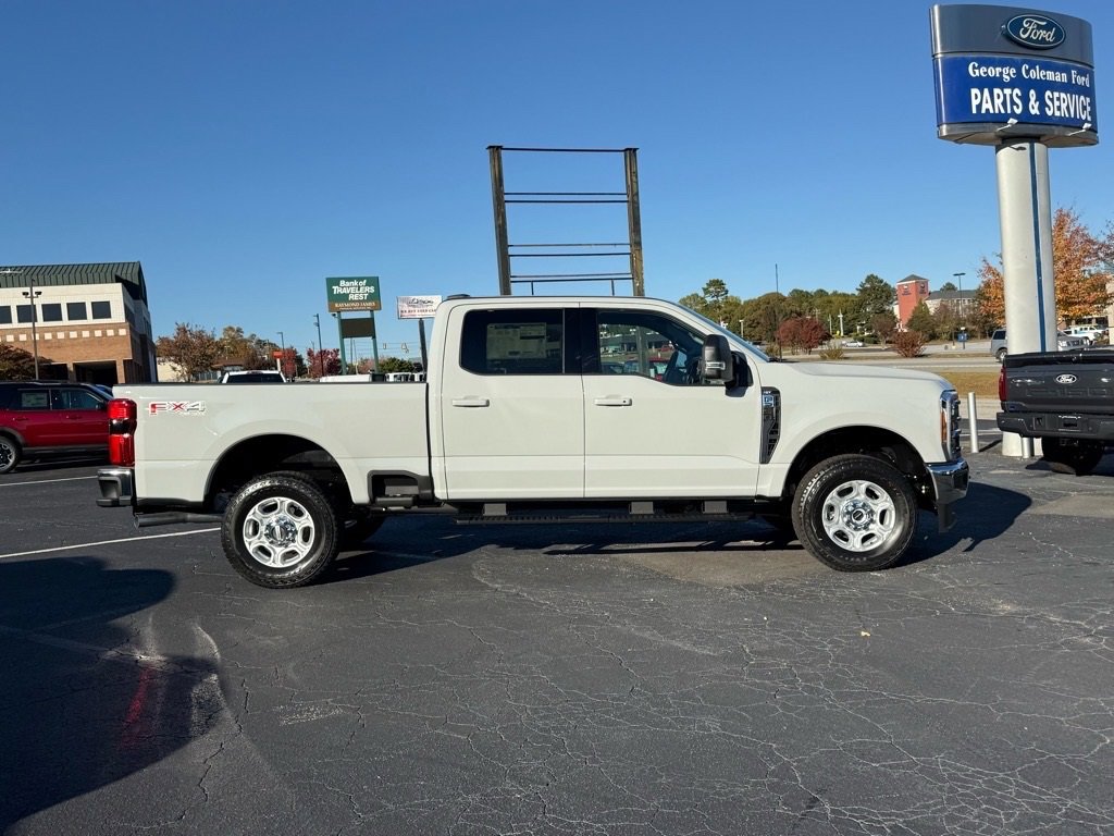 New 2026 Ford F250 XLT w/ XLT Premium Package image 3