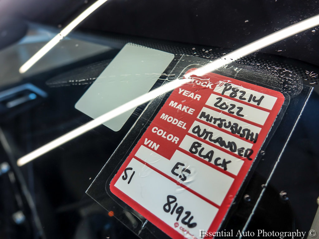 Used 2022 Mitsubishi Outlander ES FWD image 26