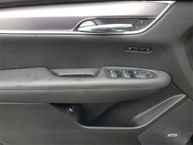 Certified 2023 Cadillac XT6 Luxury image 11