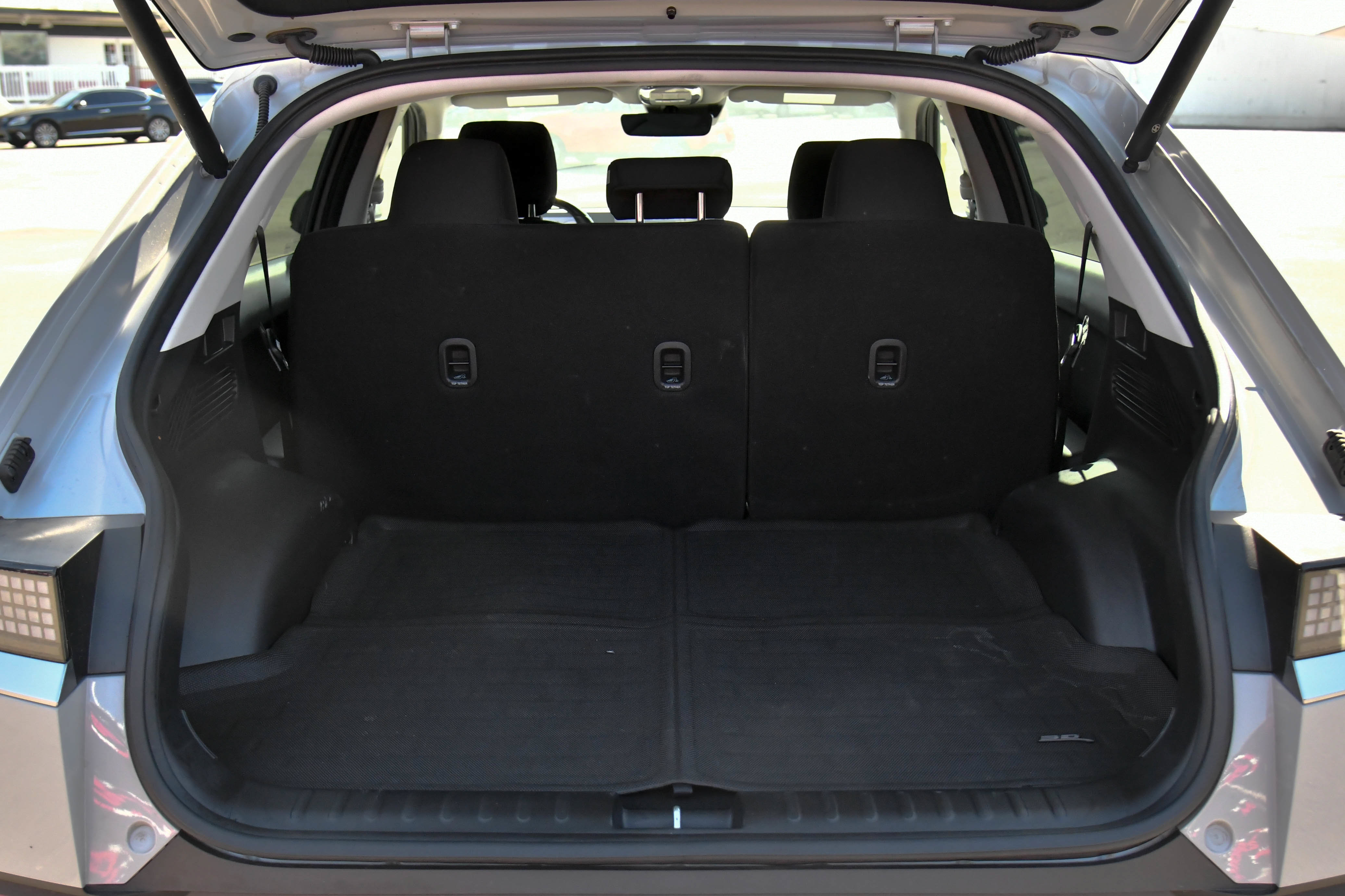 Used 2024 Hyundai Ioniq 5 SEL RWD image 43