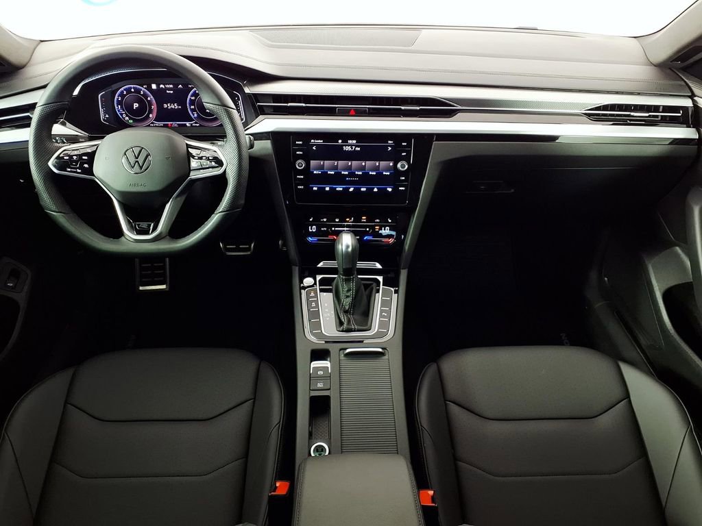 Used 2023 Volkswagen Arteon SE image 13
