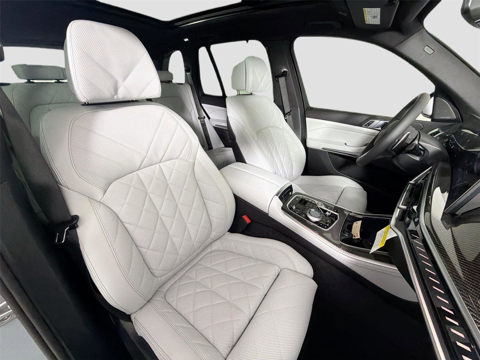 New 2026 BMW X5 M60i image 29