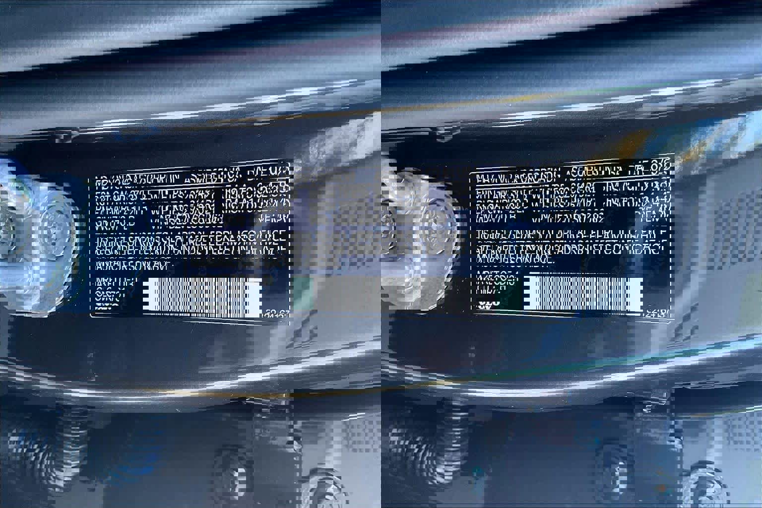 New 2025 Volvo EX90 Ultra w/ Protection Package Premier image 36