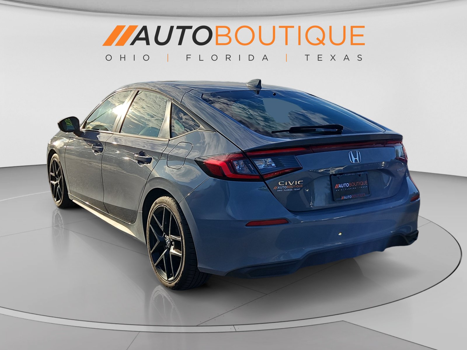 Used 2022 Honda Civic Sport image 3