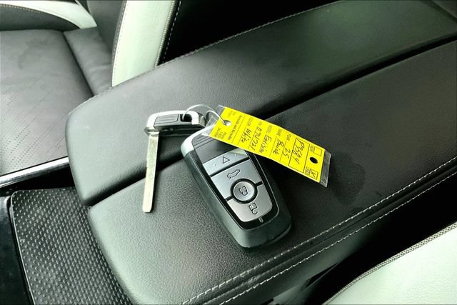 Used 2025 Buick Envision Sport Touring AWD/4WD image 35