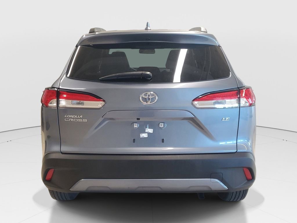 Certified 2023 Toyota Corolla Cross LE image 6