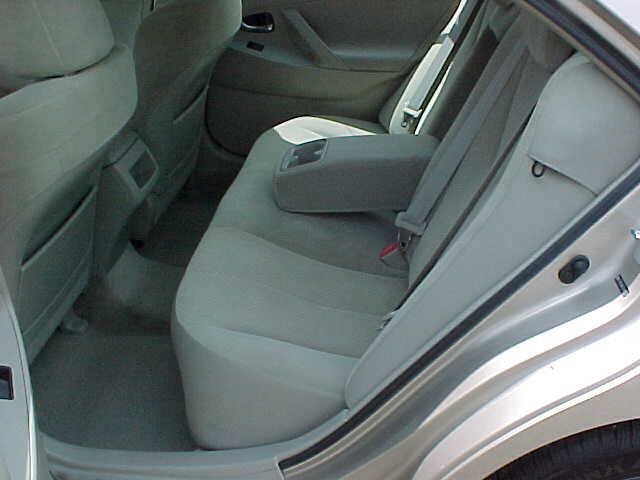 Used 2007 Toyota Camry LE FWD image 11
