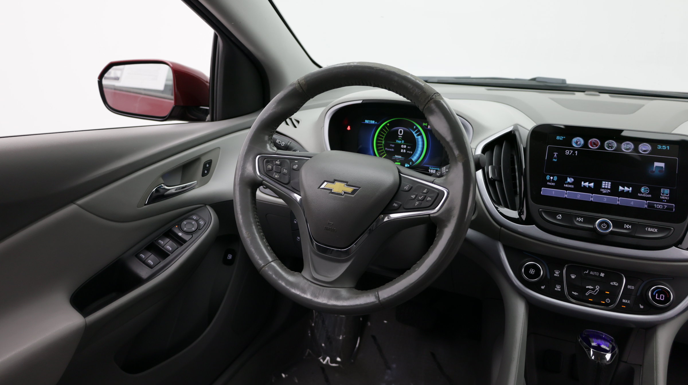 Used 2017 Chevrolet Volt LT w/ Comfort Package FWD image 29