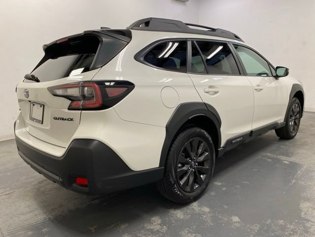 Used 2025 Subaru Outback Onyx Edition AWD/4WD image 2