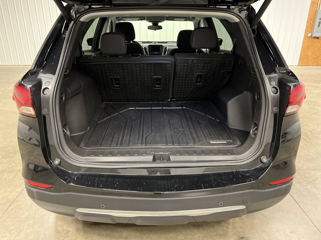 Used 2024 Chevrolet Equinox LT w/ LPO, Floor Liner Package AWD/4WD image 11