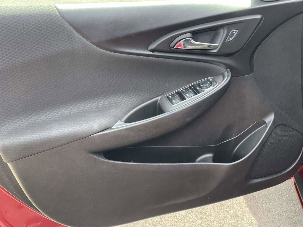 Used 2020 Chevrolet Malibu LT FWD image 14