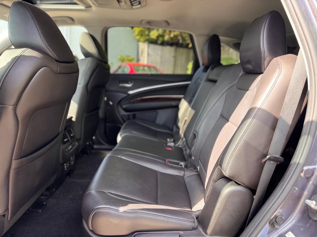 Used 2017 Acura MDX w/ Tech & Entertainment Packag AWD/4WD image 22