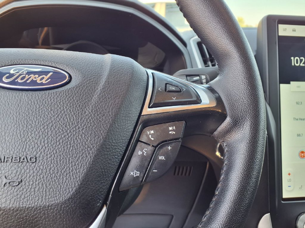 Used 2023 Ford Edge SEL w/ Convenience Package AWD/4WD image 10