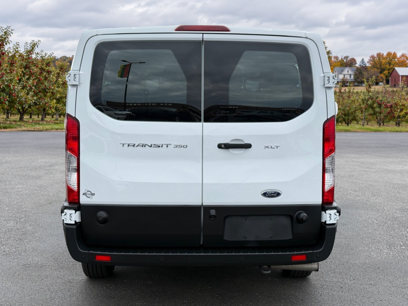 Used 2024 Ford Transit 350 XLT RWD image 7
