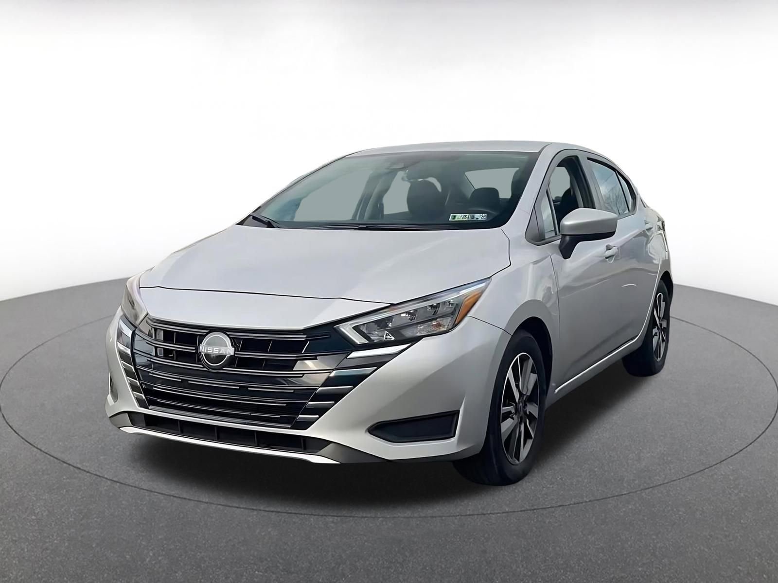 Used 2025 Nissan Versa SV FWD image 7