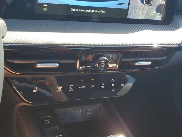 New 2026 Nissan Kicks SR w/ SR Premium Package AWD/4WD image 29