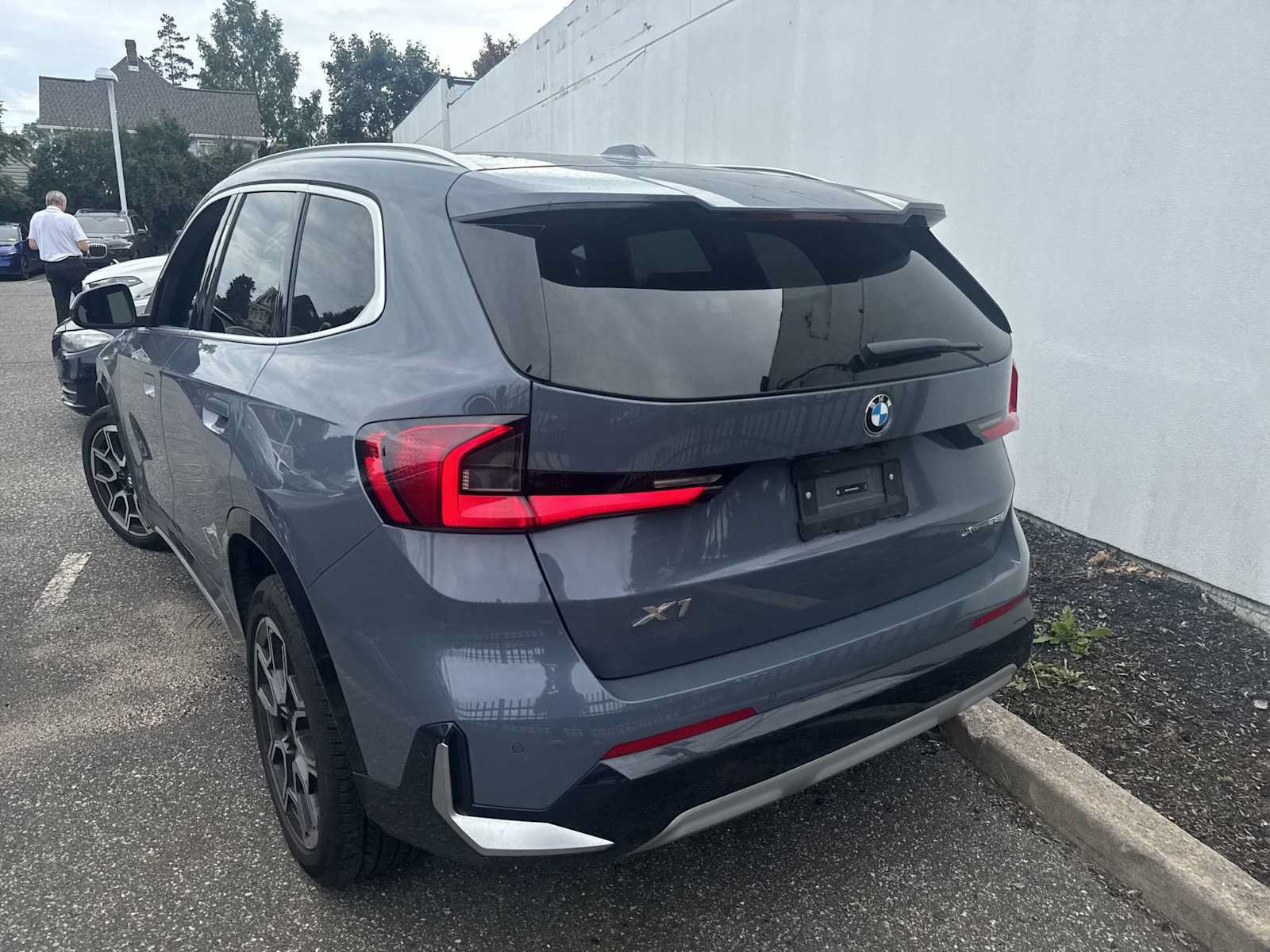 Used 2024 BMW X1 xDrive28i w/ Convenience Package AWD/4WD image 6